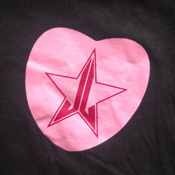 SOLD! ❤️Jeffree Star V-Day exclusive 2020 t-shirt ❤️ - Picture 3 of 8